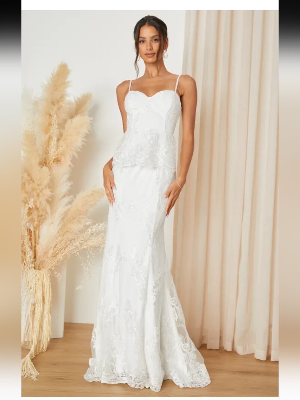 Lulus Luxe White Lace Peplum Spaghetti-Strap Wedding Gown Size XS #3G